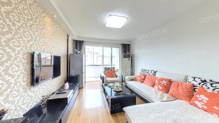 嘉泰花园公寓二手房实景图