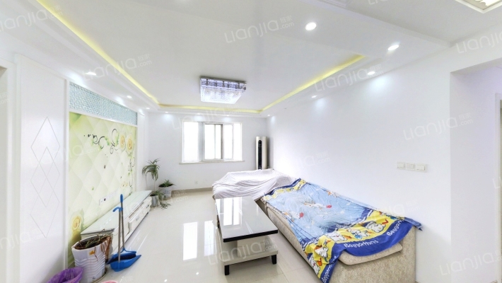 亚东滨江和园二手房实景图