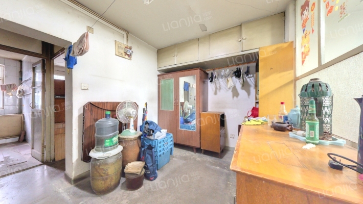 六里屯东里二手房实景图