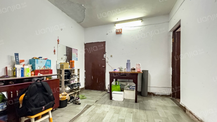 虹园六村二手房实景图