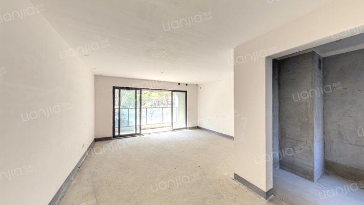 语山棠花园B区二手房实景图