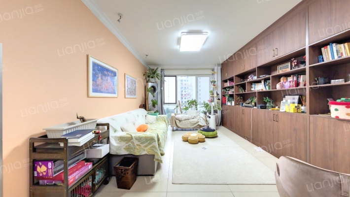 华业东方玫瑰C区二手房实景图