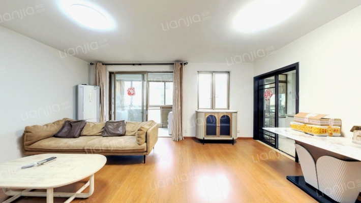 苏堤春晓名苑二手房实景图