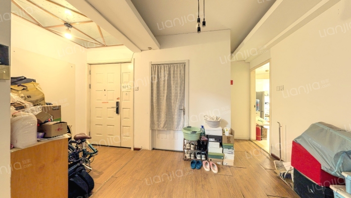 大西洋新城F区二手房实景图