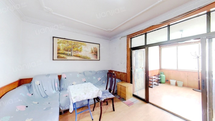 轻苑小区二手房实景图