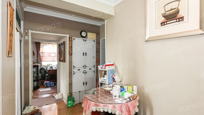 花苑村梅花园二手房实景图