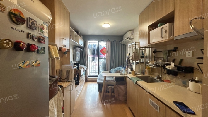 万科城市之光公寓二手房实景图