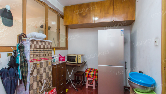 桃浦六村绿春苑二手房实景图