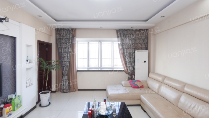 移民幼儿园宿舍二手房实景图