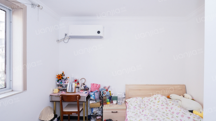 天极盛宅花园二手房实景图