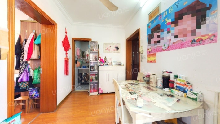 芳华路9弄二手房实景图