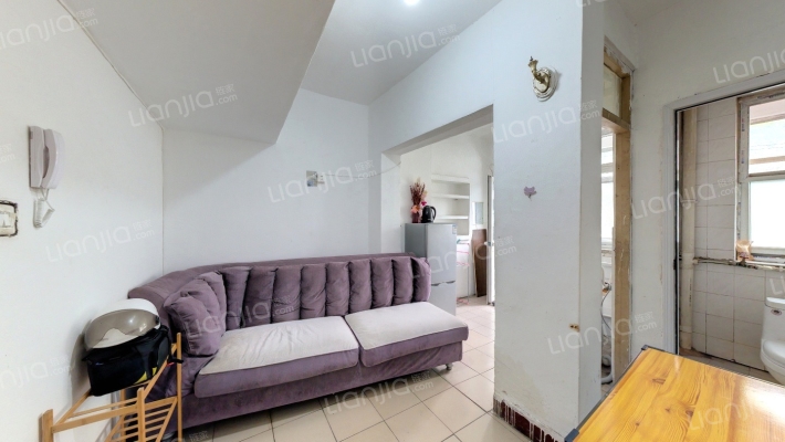 滨河小区颐安苑北区二手房实景图