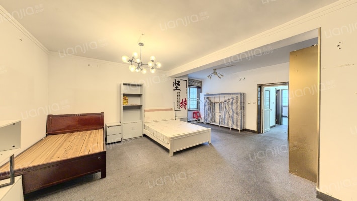 黄金之城二手房实景图