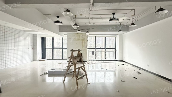 锦艺国际中心二手房实景图