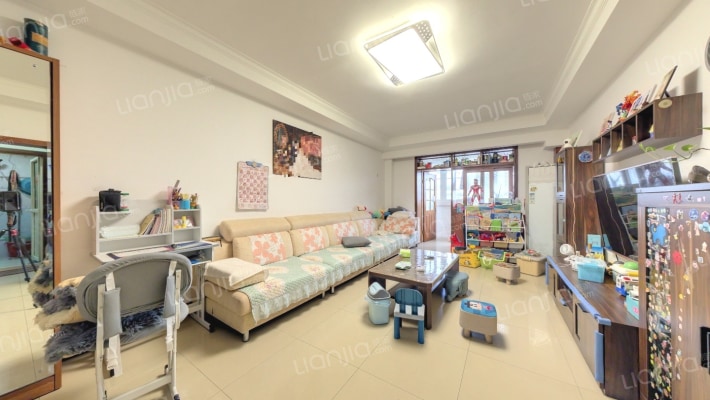 康居家园二手房实景图