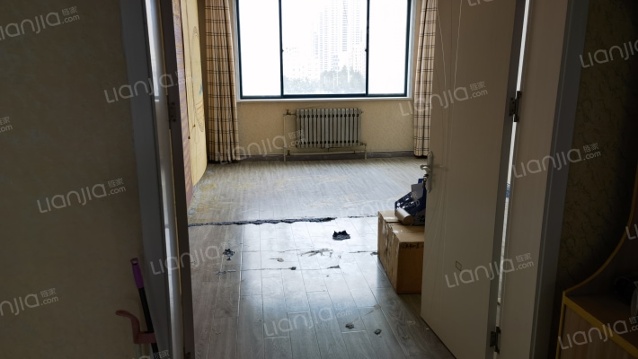 金蓝湾公寓二手房实景图