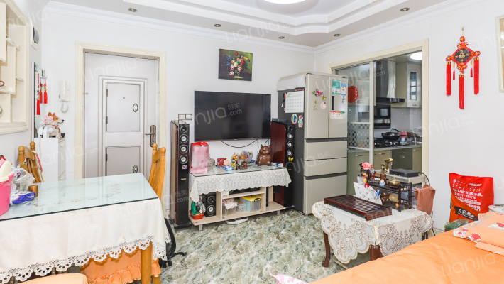 平顺路825弄二手房实景图