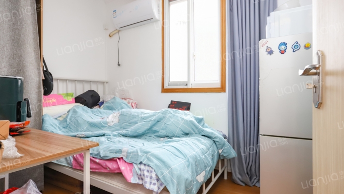 共和一村二手房实景图