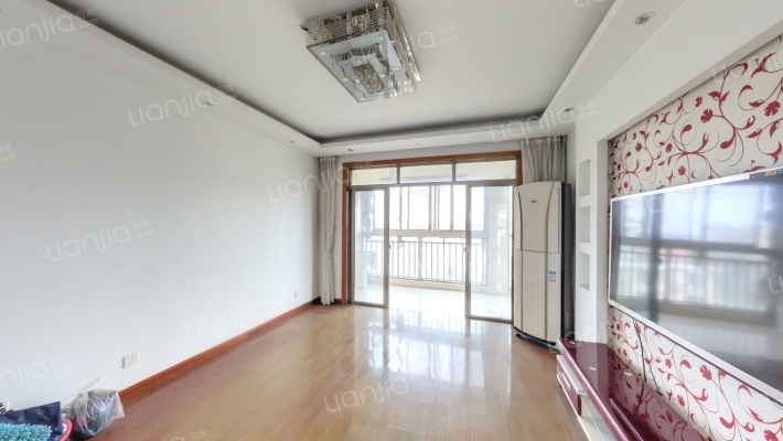 源枫景苑二手房实景图