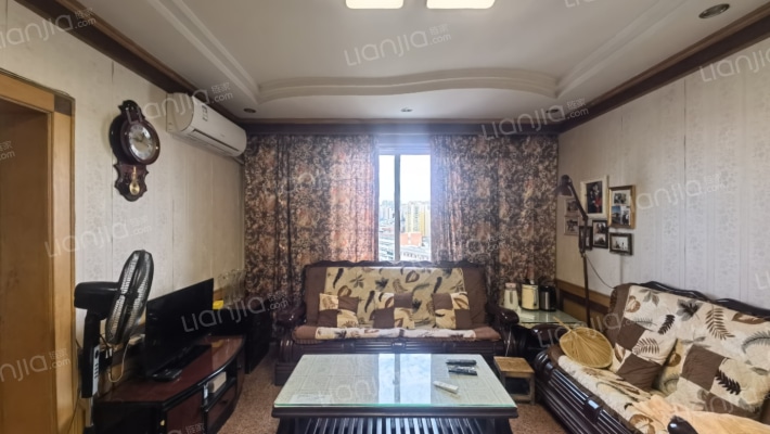 国培楼二手房实景图