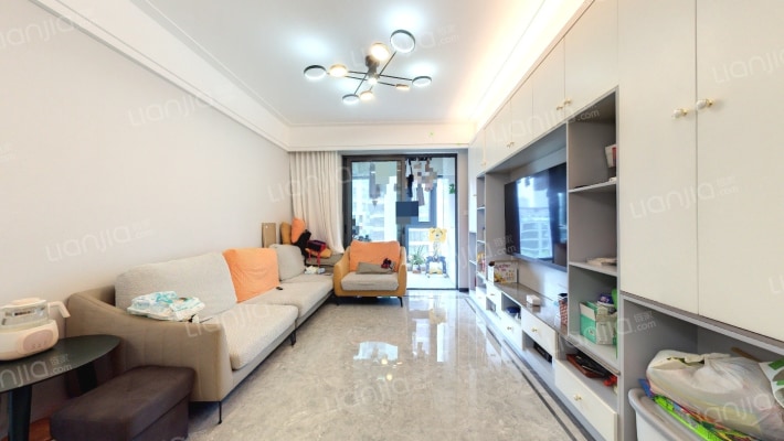 闻博花城二手房实景图