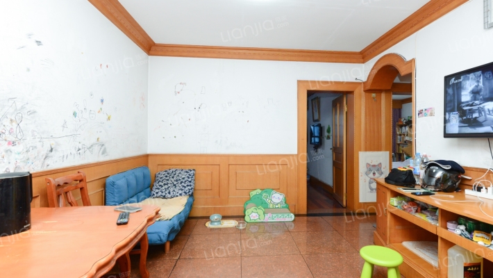 机关大院二手房实景图