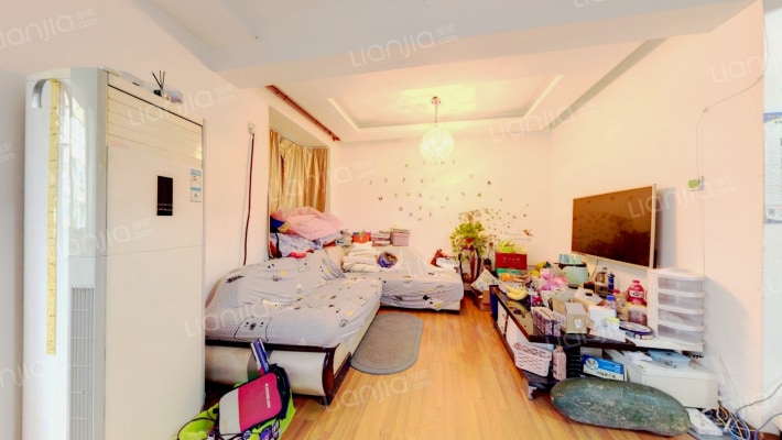 雁鸣山庄二手房实景图