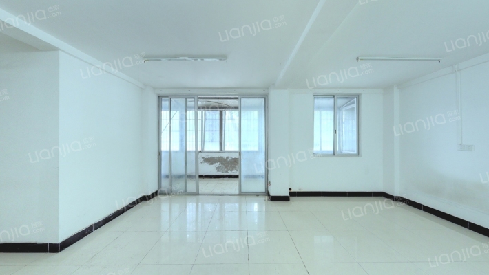 穗发花园二手房实景图