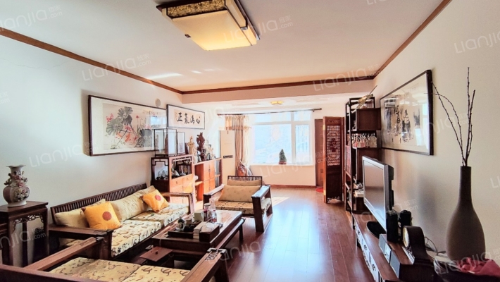 华侨别墅二手房实景图