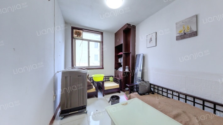 西安市塑料工业公司家属院二手房实景图