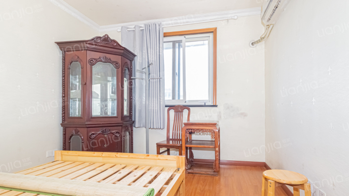 周家嘴路3523弄二手房实景图