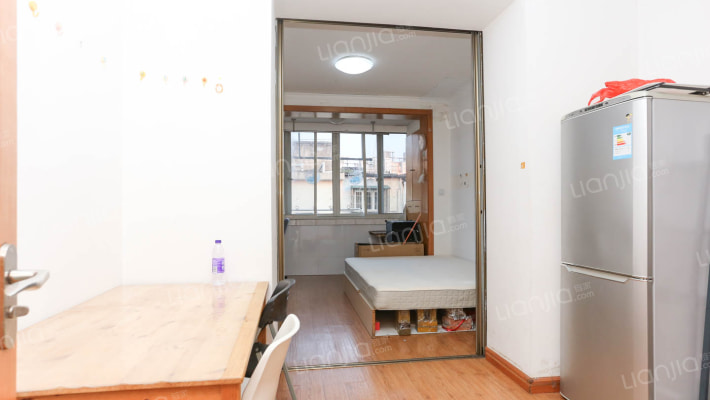 双辽支路70弄二手房实景图