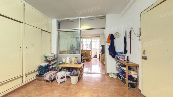 花园楼二手房实景图