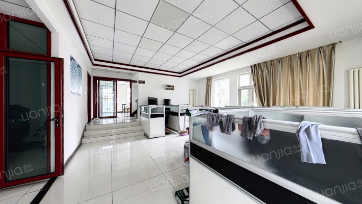 天鹅堡二手房实景图