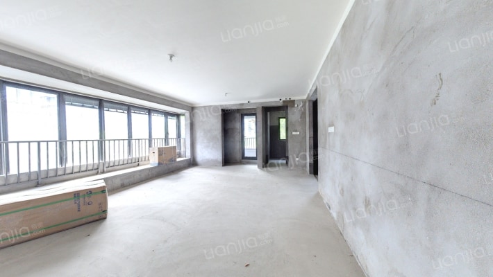 越秀前滩名邸二手房实景图