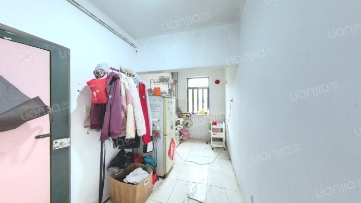 晓庄村42号二手房实景图