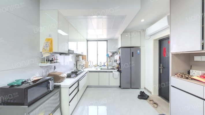 盛岸路二手房实景图