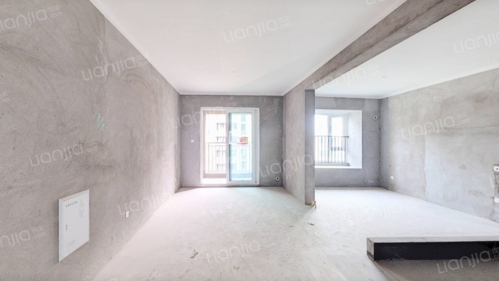 天安盛世臻境花苑二手房实景图