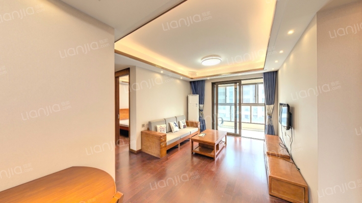 翡翠天域麓园二手房实景图