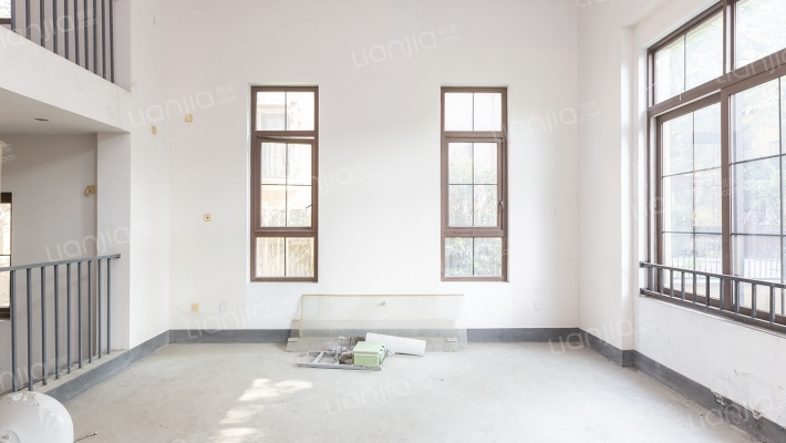 龙湖滟澜山(别墅)二手房实景图