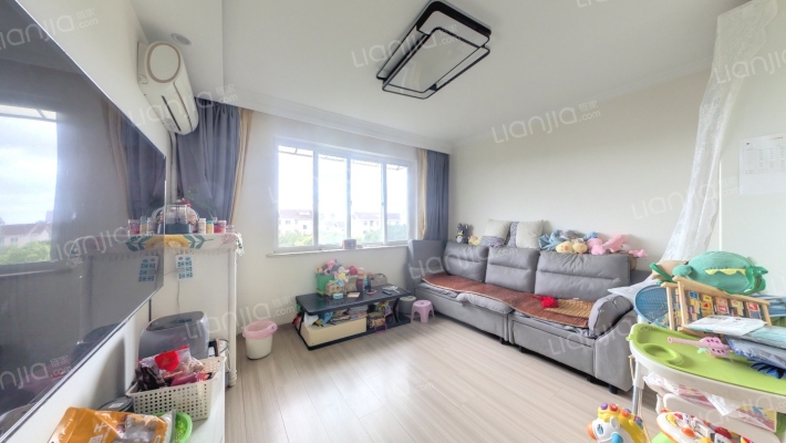 桃园新城新城中虹佳园北区二手房实景图