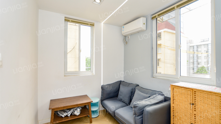 梅园三村二手房实景图