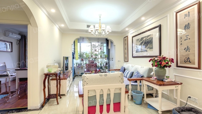 华宇温莎小镇二手房实景图