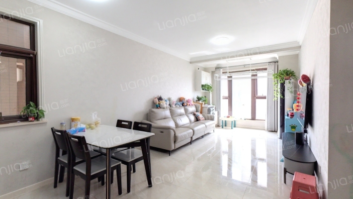 亚星玉晖园二手房实景图