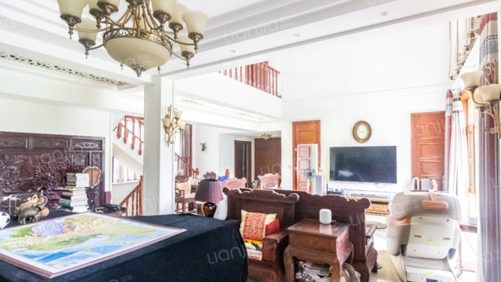 鲁商御龙湾二手房实景图