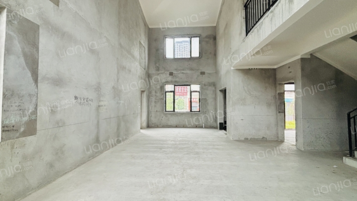 滨江华府紫辰府二手房实景图