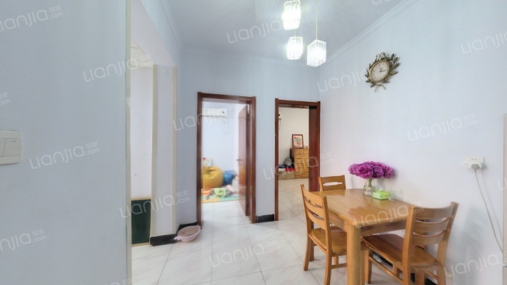 计生委宿舍二手房实景图