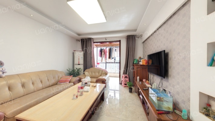 雅苑东方二手房实景图