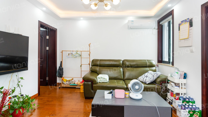 嘉星小区二手房实景图