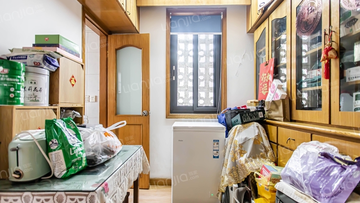 曹杨三村(兰岭园)二手房实景图